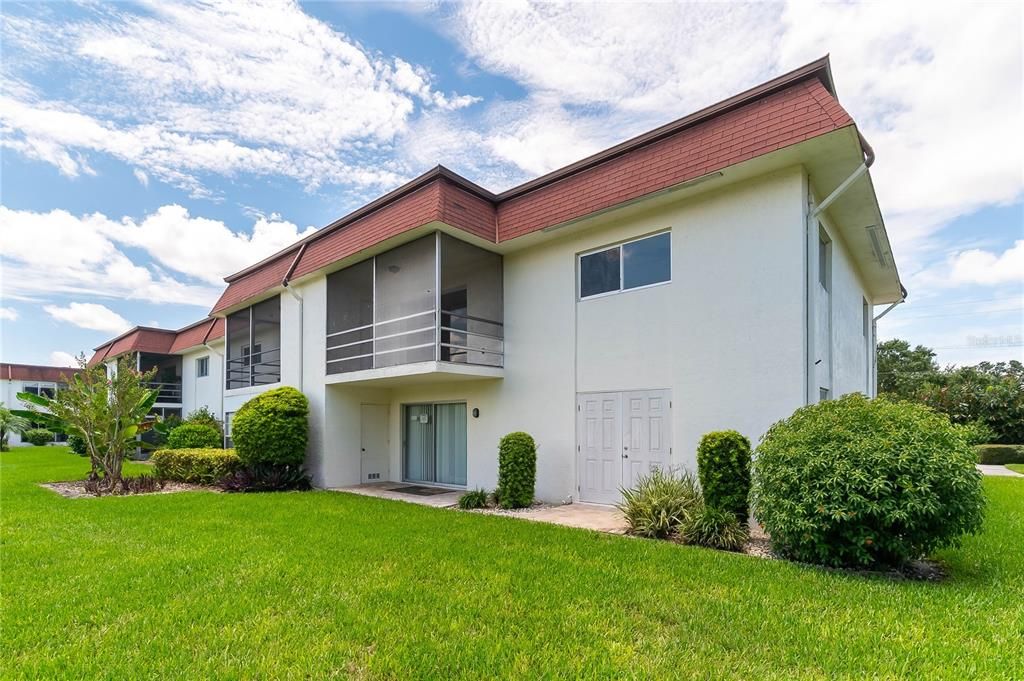 En Venta: $195,000 (2 camas, 2 baños, 977 Pies cuadrados)