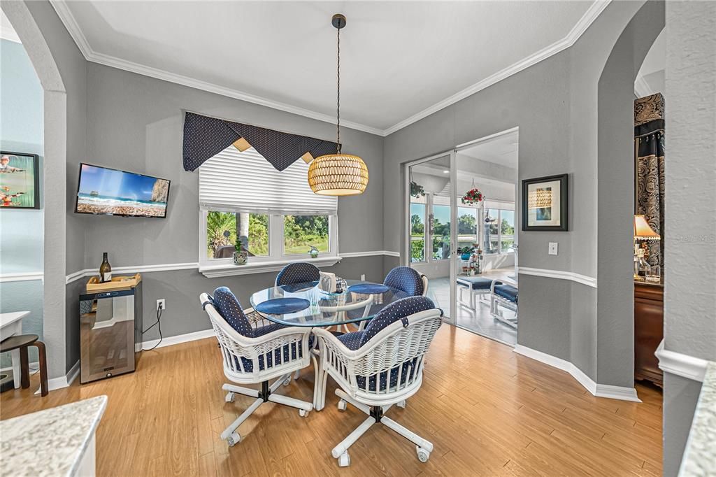 En Venta: $499,000 (3 camas, 2 baños, 2805 Pies cuadrados)