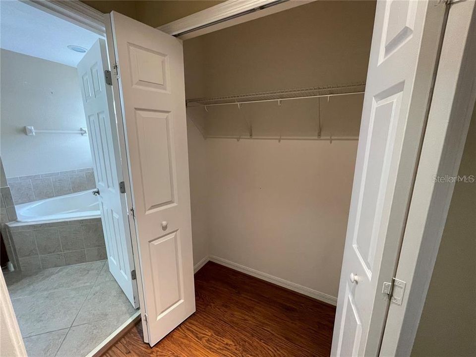 出租: $2,550 (3 贝兹, 2 浴室, 1917 平方英尺)