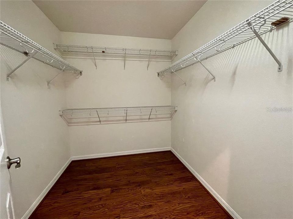 出租: $2,550 (3 贝兹, 2 浴室, 1917 平方英尺)