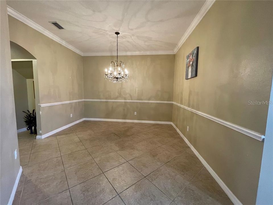 出租: $2,550 (3 贝兹, 2 浴室, 1917 平方英尺)