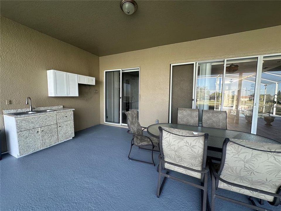 На продажу: $699,000 (4 спален, 4 ванн, 3406 Квадратных фут)