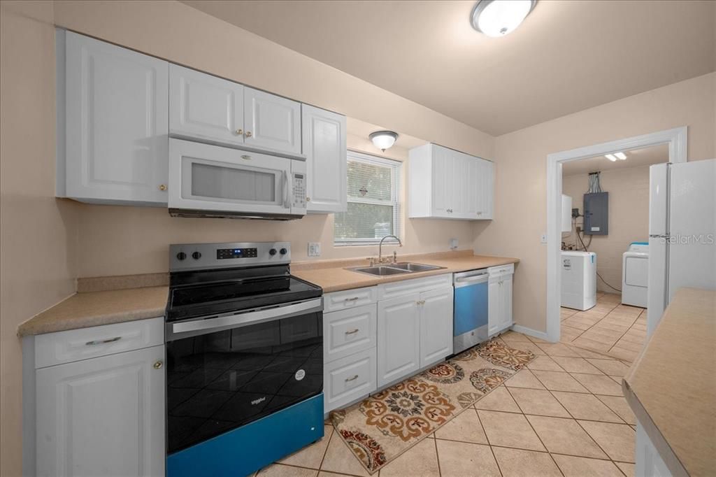 For Sale: $269,900 (3 beds, 1 baths, 1340 Square Feet)