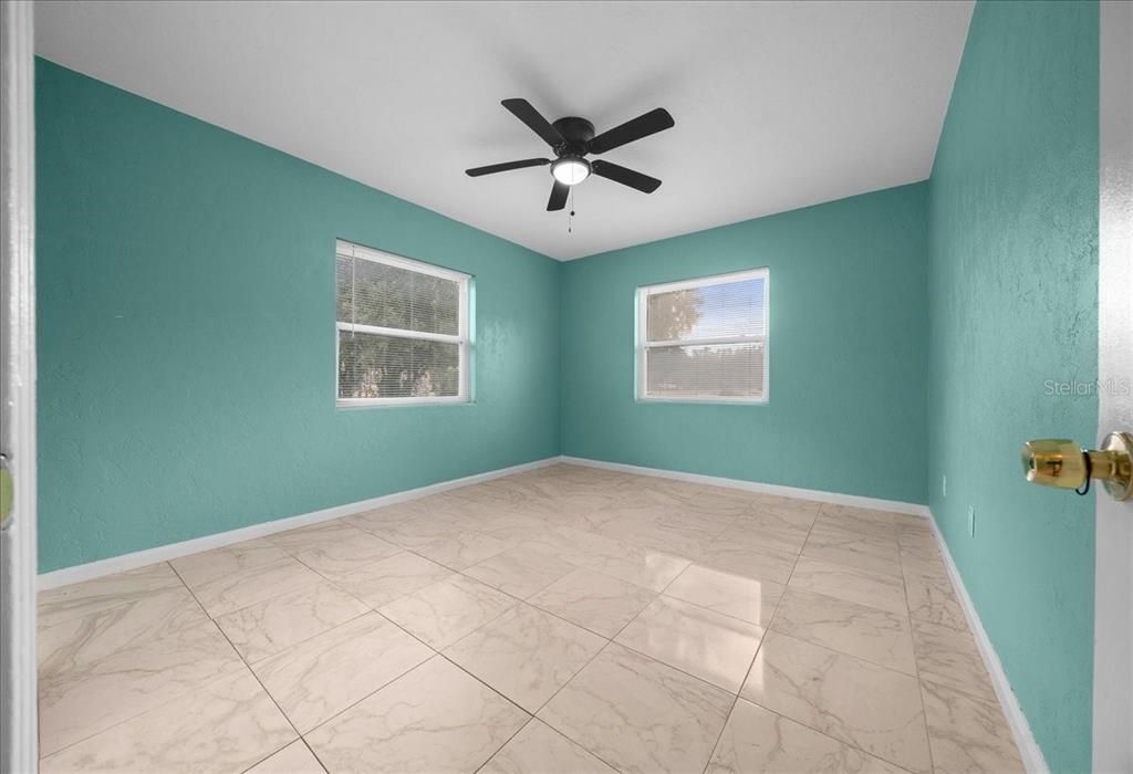 For Sale: $269,900 (3 beds, 1 baths, 1340 Square Feet)