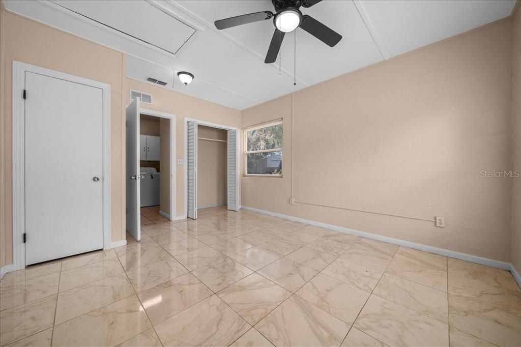 For Sale: $269,900 (3 beds, 1 baths, 1340 Square Feet)