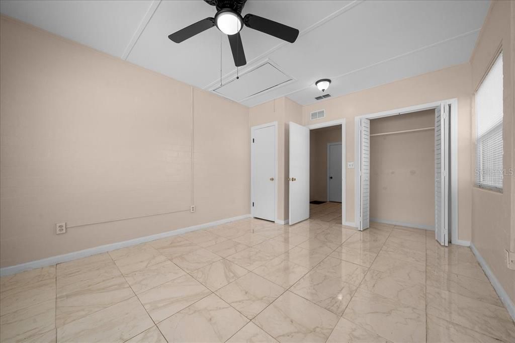 For Sale: $269,900 (3 beds, 1 baths, 1340 Square Feet)