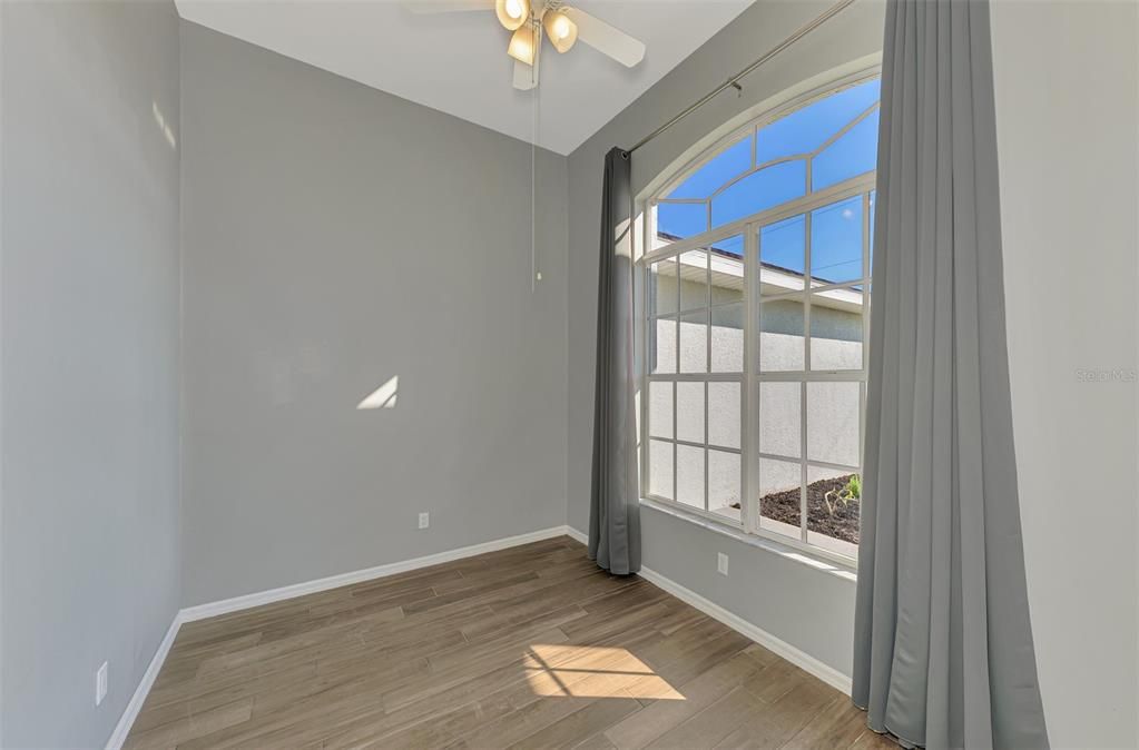 For Sale: $530,000 (3 beds, 2 baths, 2039 Square Feet)