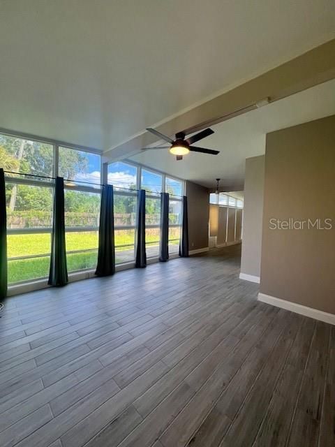 Activo con contrato: $440,000 (3 camas, 2 baños, 1355 Pies cuadrados)