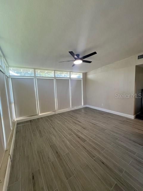 Activo con contrato: $440,000 (3 camas, 2 baños, 1355 Pies cuadrados)