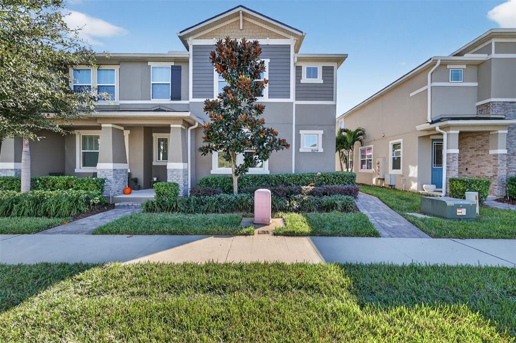 For Sale: $439,900 (3 beds, 2 baths, 1829 Square Feet)