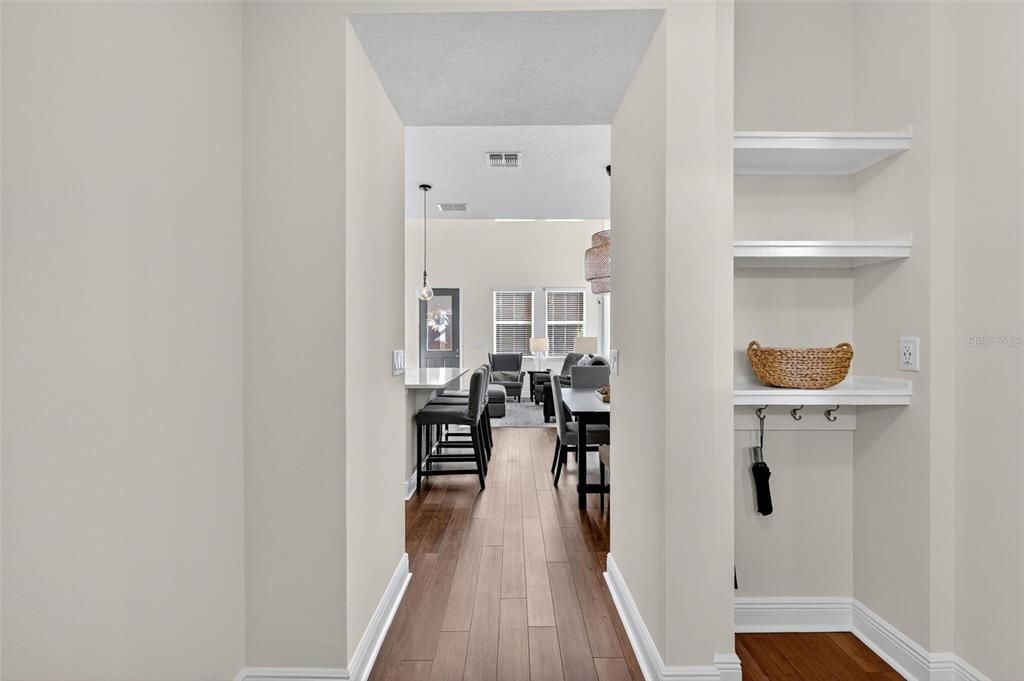 For Sale: $439,900 (3 beds, 2 baths, 1829 Square Feet)