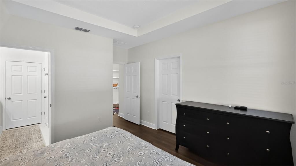 For Sale: $439,900 (3 beds, 2 baths, 1829 Square Feet)