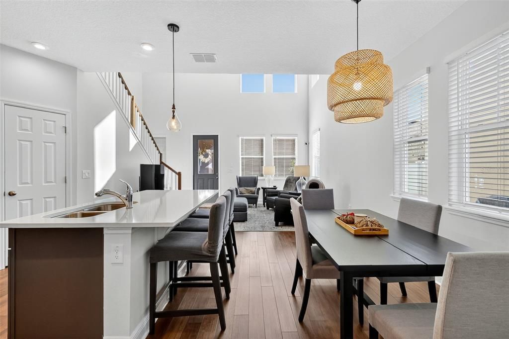 For Sale: $439,900 (3 beds, 2 baths, 1829 Square Feet)