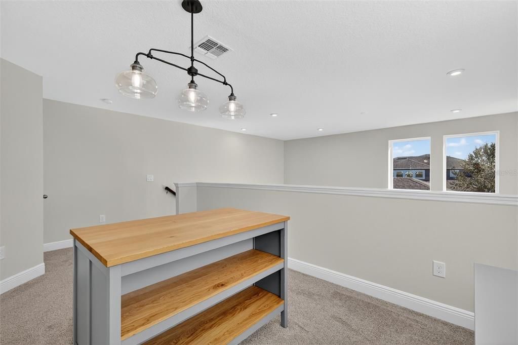 For Sale: $439,900 (3 beds, 2 baths, 1829 Square Feet)