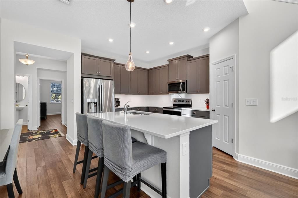 For Sale: $439,900 (3 beds, 2 baths, 1829 Square Feet)