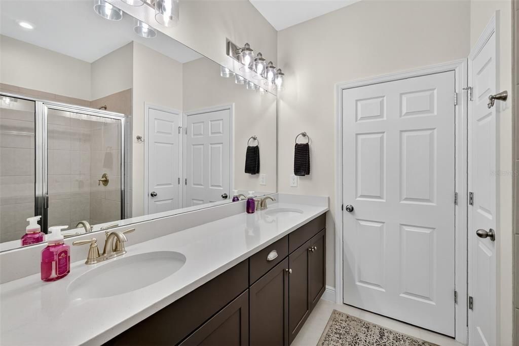 For Sale: $439,900 (3 beds, 2 baths, 1829 Square Feet)