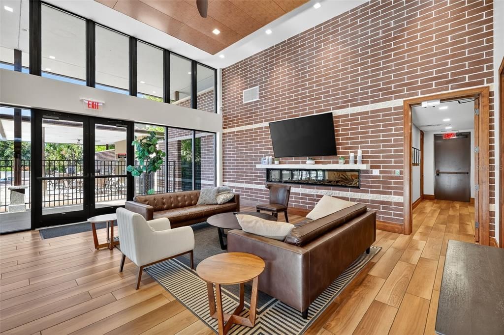 For Sale: $439,900 (3 beds, 2 baths, 1829 Square Feet)