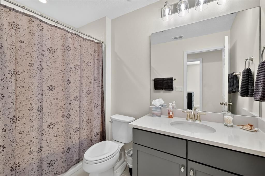 For Sale: $439,900 (3 beds, 2 baths, 1829 Square Feet)