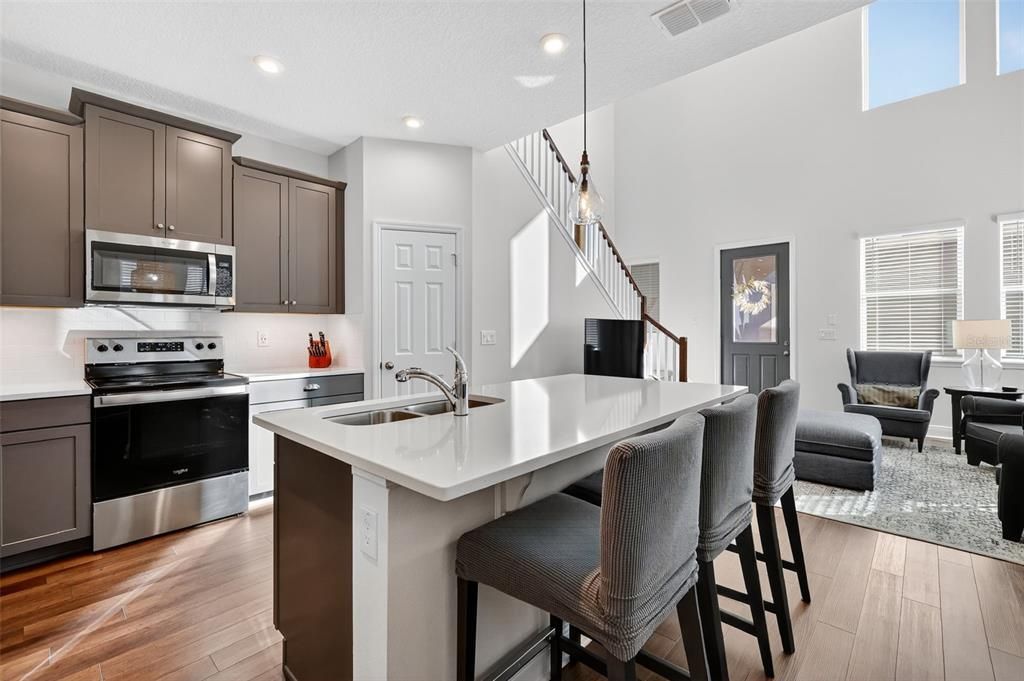 For Sale: $439,900 (3 beds, 2 baths, 1829 Square Feet)