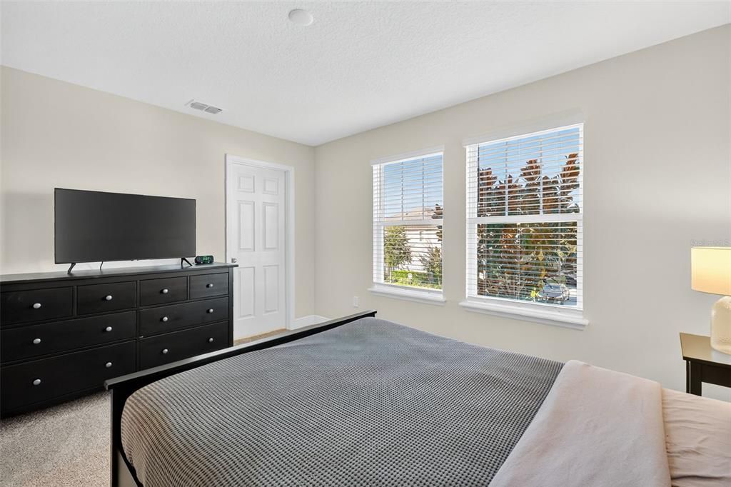 For Sale: $439,900 (3 beds, 2 baths, 1829 Square Feet)