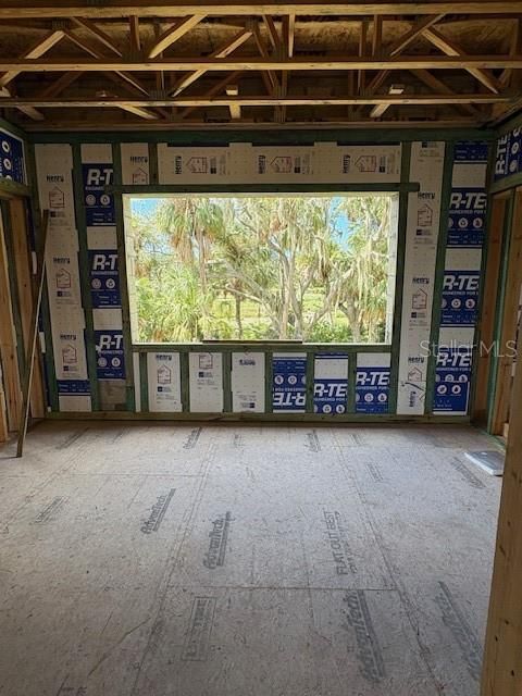 待售: $1,500,000 (2.39 acres)