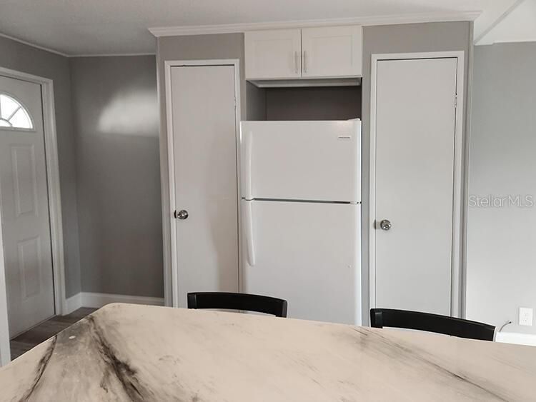 For Sale: $169,000 (2 beds, 2 baths, 1104 Square Feet)