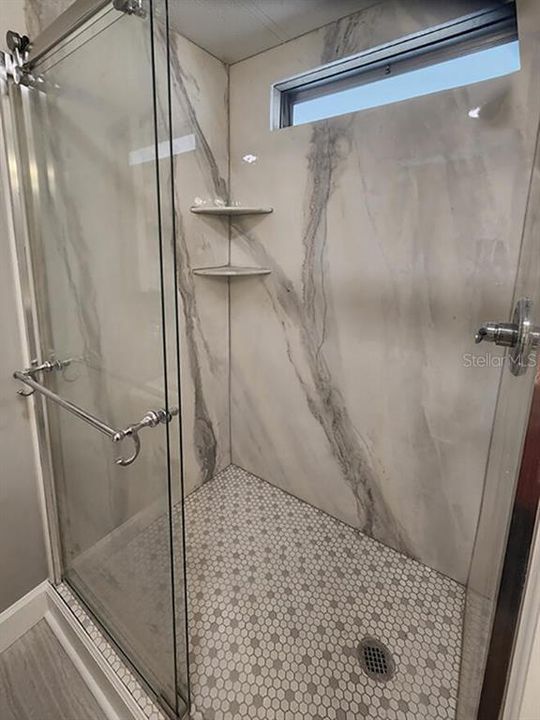 For Sale: $169,000 (2 beds, 2 baths, 1104 Square Feet)