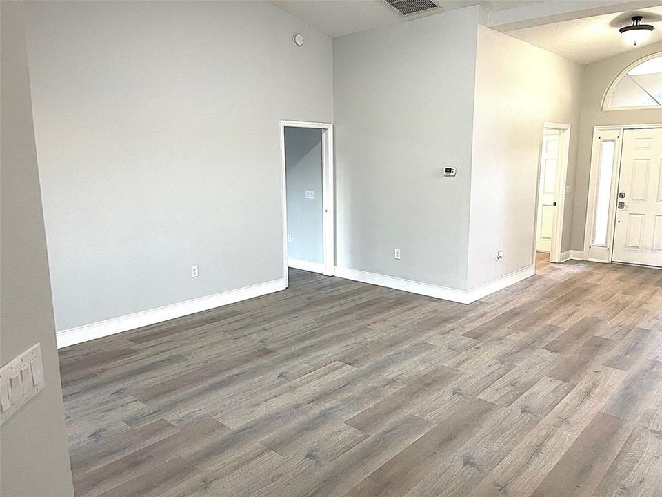 В аренду: $1,850 (2 спален, 2 ванн, 1488 Квадратных фут)