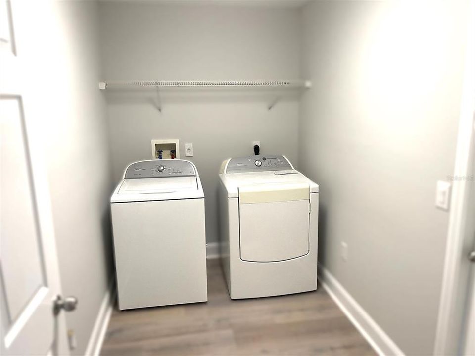 В аренду: $1,850 (2 спален, 2 ванн, 1488 Квадратных фут)