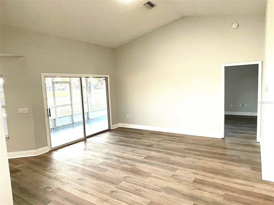 В аренду: $1,850 (2 спален, 2 ванн, 1488 Квадратных фут)