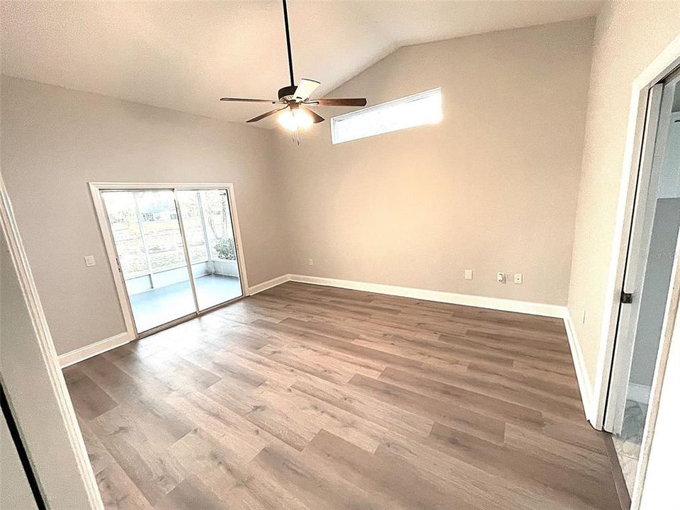 В аренду: $1,850 (2 спален, 2 ванн, 1488 Квадратных фут)