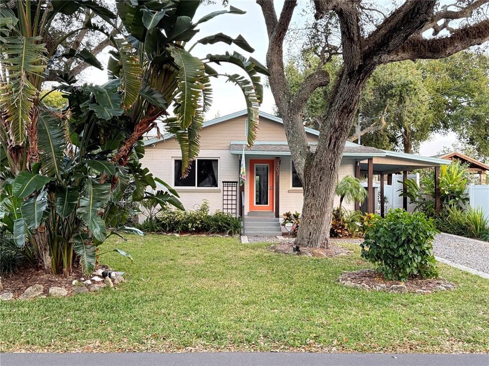 На продажу: $647,400 (2 спален, 2 ванн, 950 Квадратных фут)