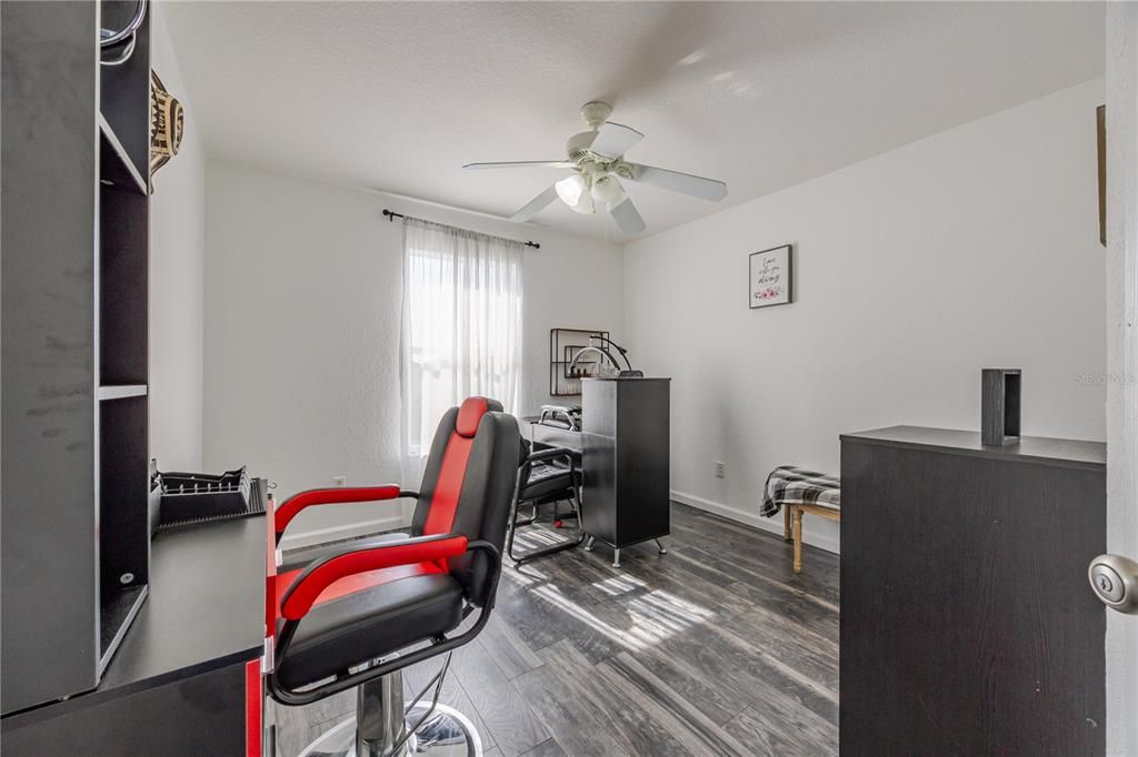 待售: $540,000 (5 贝兹, 3 浴室, 2636 平方英尺)