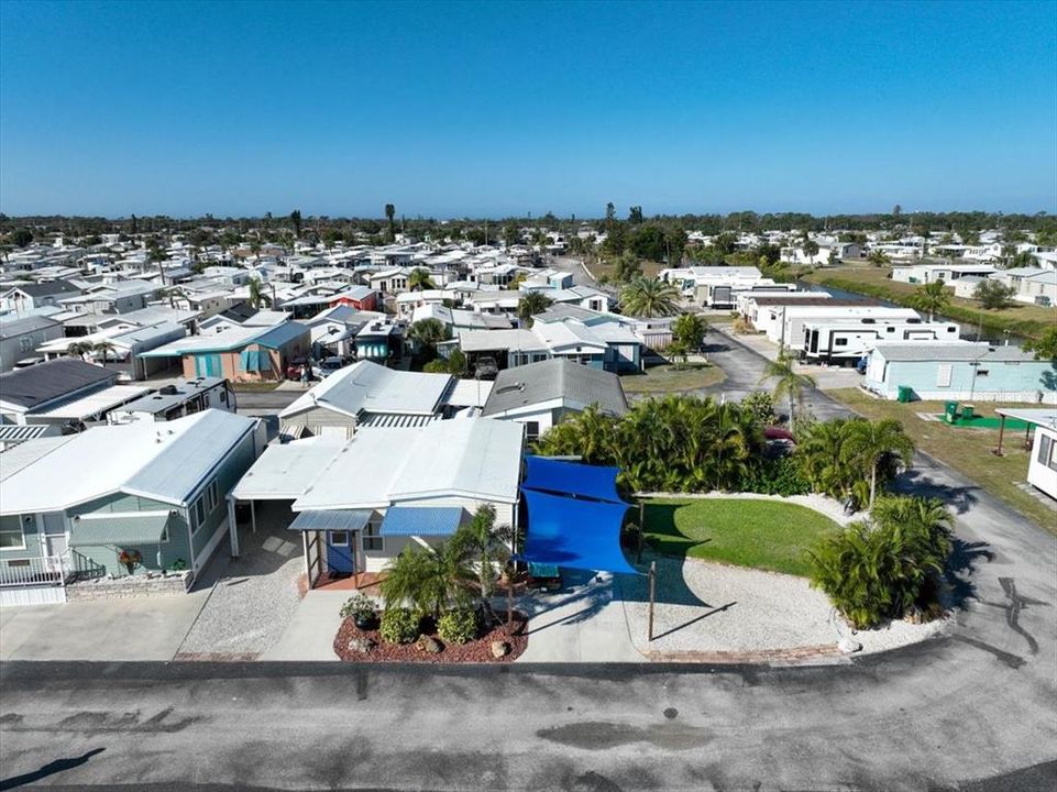 待售: $159,900 (1 贝兹, 1 浴室, 428 平方英尺)