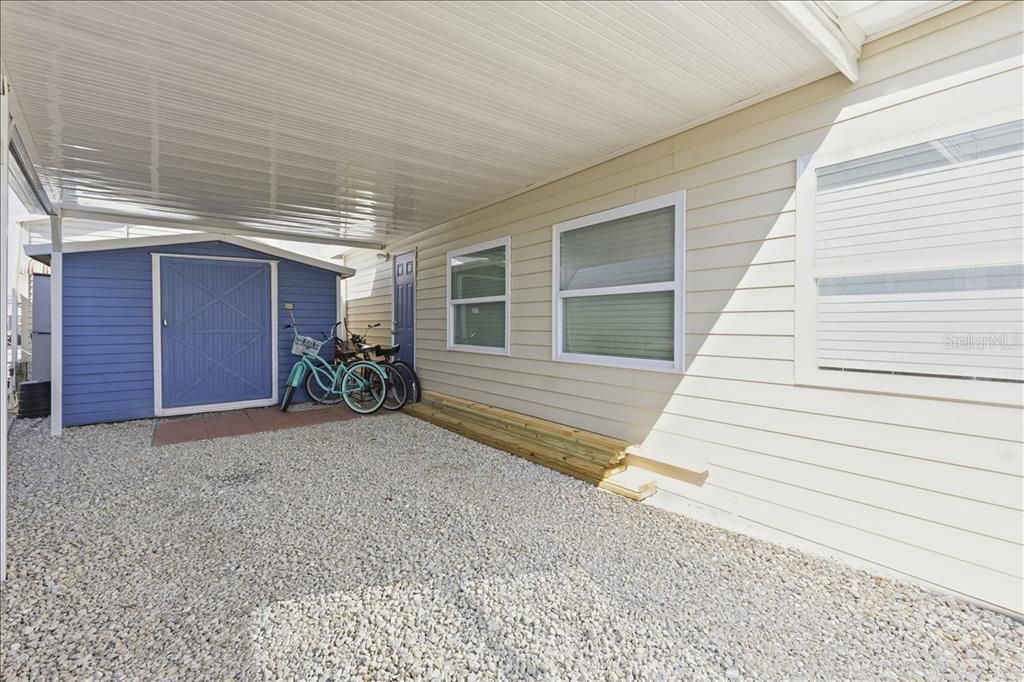 待售: $159,900 (1 贝兹, 1 浴室, 428 平方英尺)