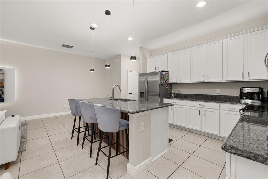 For Sale: $459,000 (3 beds, 2 baths, 1919 Square Feet)