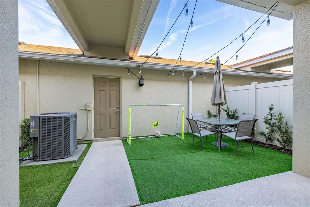 For Sale: $459,000 (3 beds, 2 baths, 1919 Square Feet)