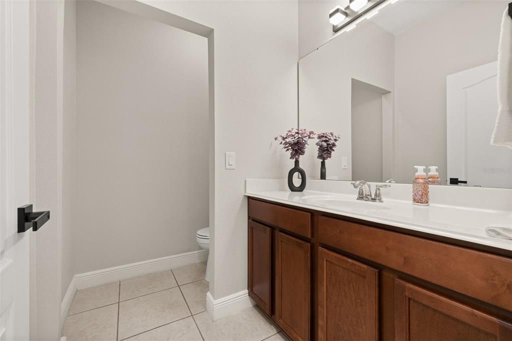 For Sale: $459,000 (3 beds, 2 baths, 1919 Square Feet)