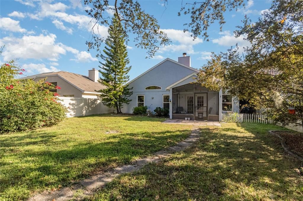 For Sale: $459,999 (3 beds, 2 baths, 1939 Square Feet)