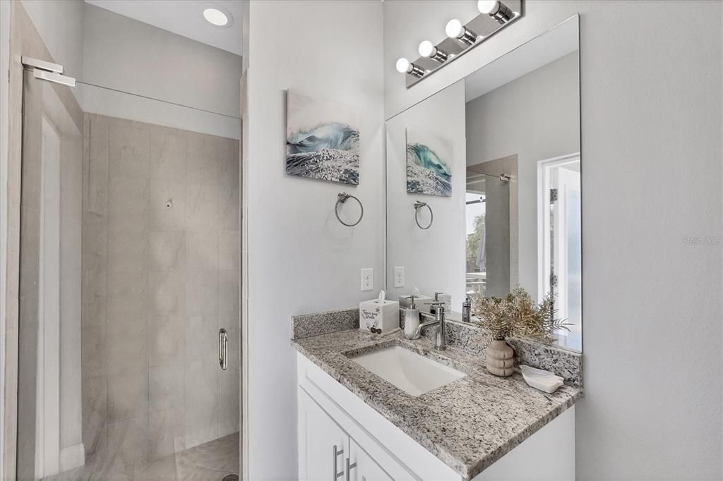 En Renta: $6,500 (3 camas, 3 baños, 2182 Pies cuadrados)