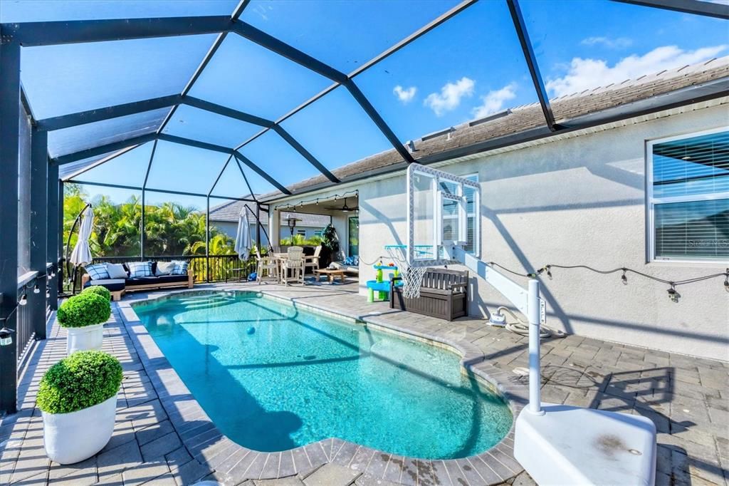 En Renta: $6,500 (3 camas, 3 baños, 2182 Pies cuadrados)