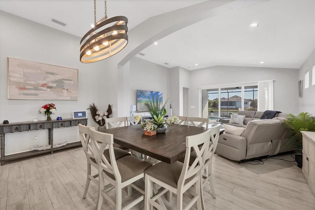 En Renta: $6,500 (3 camas, 3 baños, 2182 Pies cuadrados)