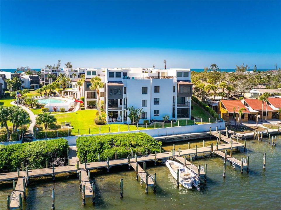 待售: $549,000 (2 贝兹, 2 浴室, 1237 平方英尺)