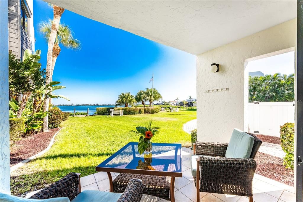 待售: $549,000 (2 贝兹, 2 浴室, 1237 平方英尺)