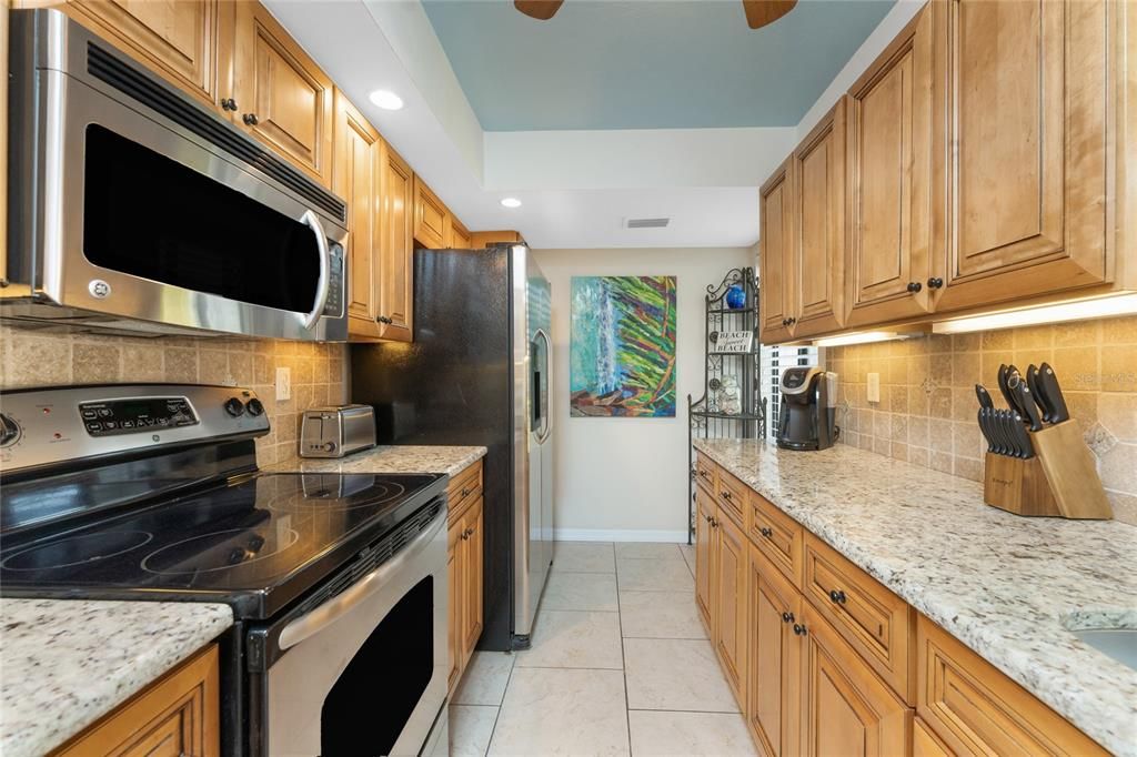 待售: $549,000 (2 贝兹, 2 浴室, 1237 平方英尺)