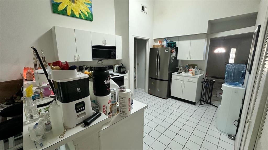 For Sale: $370,000 (3 beds, 2 baths, 1457 Square Feet)