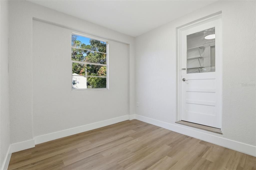 待售: $269,000 (3 贝兹, 2 浴室, 1276 平方英尺)