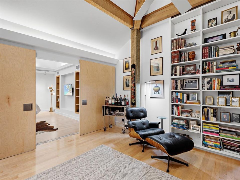 En Venta: $1,498,000 (3 camas, 4 baños, 3308 Pies cuadrados)