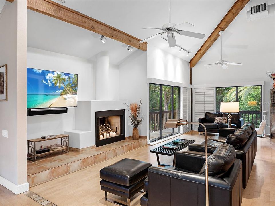 En Venta: $1,498,000 (3 camas, 4 baños, 3308 Pies cuadrados)