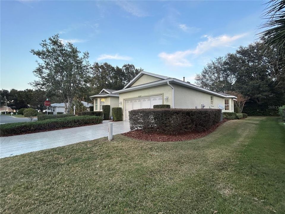 For Sale: $299,000 (3 beds, 2 baths, 2024 Square Feet)